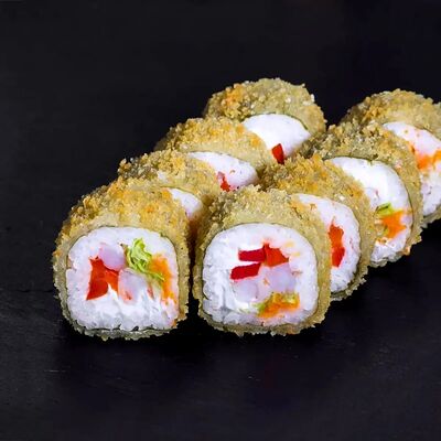 Жареный ролл с креветками в Мафия №1 по цене 539 ₽