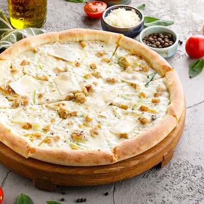 Пицца с белыми грибами в Баклажан в ТЦ 