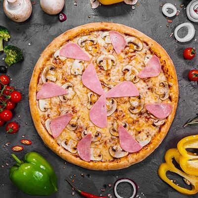 Пицца Ветчина и грибы 33см в Суши Пати по цене 850 ₽
