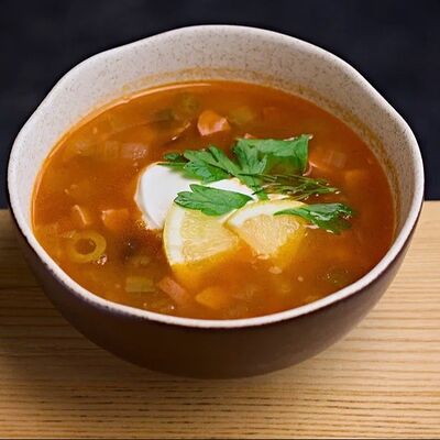 Солянка мяснаяв Wine Connection по цене 250 ₽