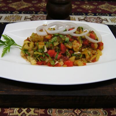 Салат Аджабсандал в FastШашлык и Хинкали по цене 400 ₽