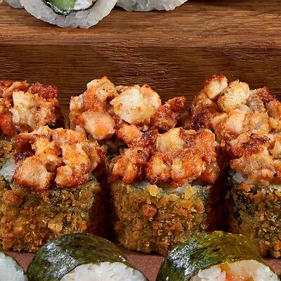 Ролл темпура угорь в Чина по цене 910 ₽