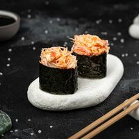 Гункан с камчатским крабом в Oh Мy Crab!