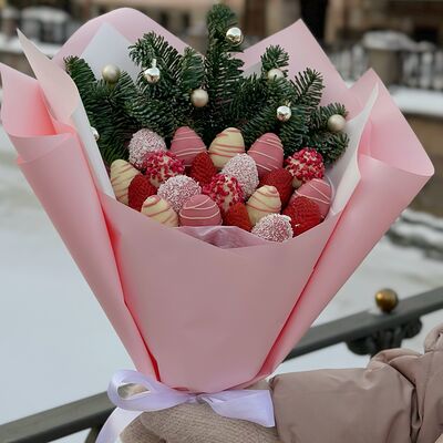 Клубника в шоколаде Новогодний букет №1 в Клубника по цене 5990 ₽