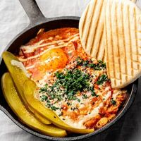 Соус Шакшука в The Hummus