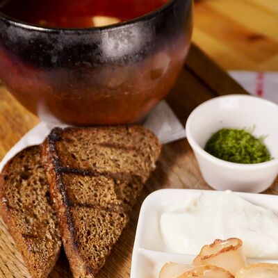 Борщ с телятиной в Татарская Усадьба по цене 640 ₽