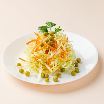 Салат Капуста с морковью и зеленым горошком в Домашняя кухня Колобок.ru по цене 134 ₽