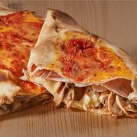 Пицца Calzone в Папалео