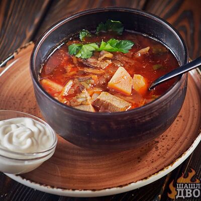 Борщ с мясом в Шашлычный двор по цене 286