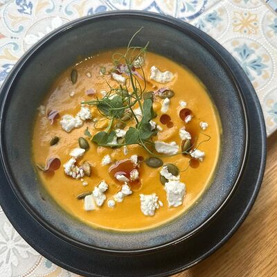 Тыквенный крем-суп в Вэллей кафе по цене 490 ₽