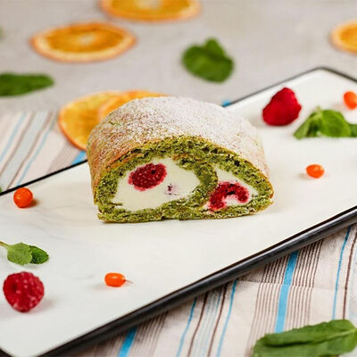 Фисташковый рулет с малинойв MAHALLA по цене 2750 ₸