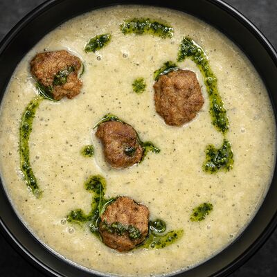 Картофельный крем-суп с фрикадельками в CAFE BAZAR по цене 520 ₽