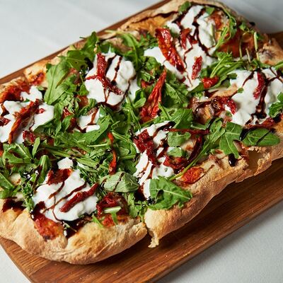 Пицца с анчоусами в Scrocchiarella Римская Пицца по цене 1380 ₽