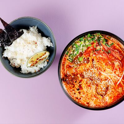 Том ям с морепродуктами в Dark Lava по цене 790 ₽