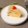 Наполеон с клубникой, кусочек в Breakfast House по цене 550