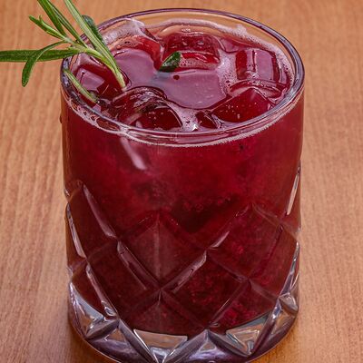 Лимонад черная смородина - питахайя в Панчо фактори по цене 400 ₽