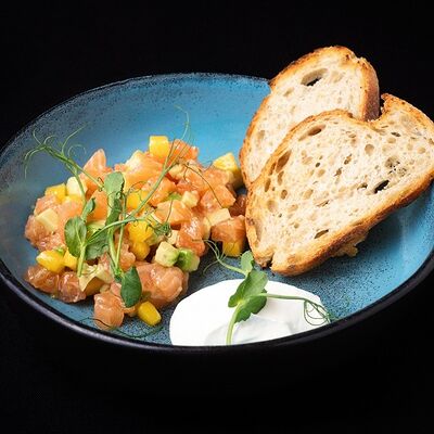 Тар тар из лосося в Кабуки по цене 890