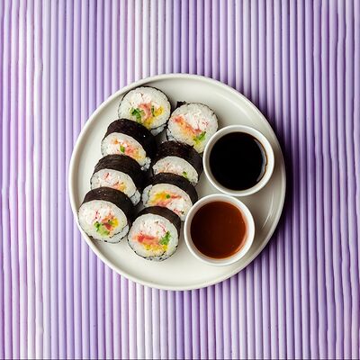 Кимбап с тунцом и крабовыми палочками в Лапшичка по цене 510 ₽