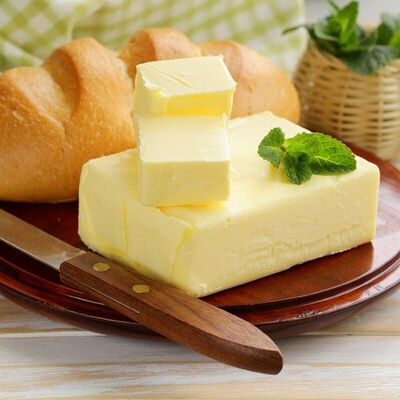 Масло сливочное (фермерское) в Зелёный Домик по цене 350 ₽