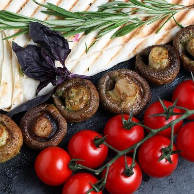 Шампиньоны на углях в Шашлычная ЛЕВ по цене 270 ₽