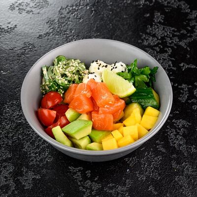 Поке с лососем в Суши Профи по цене 1099 ₽