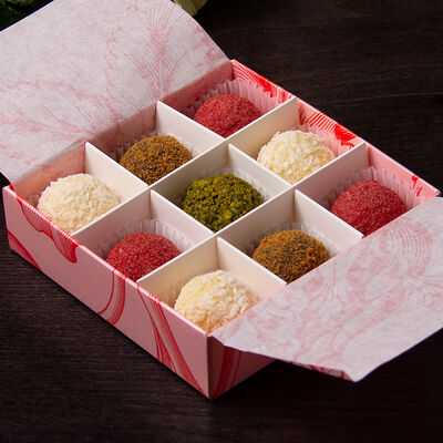 Набор конфет Трюфели Ассорти в La Maison гастробутик по цене 1700 ₽