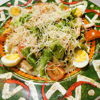 Салат с беконом и курицей в Mexico по цене 490 ₽