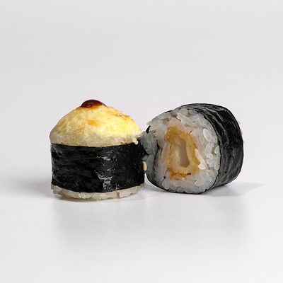 Классика с кальмаром запеченный в Филка роллы по цене 327 ₽