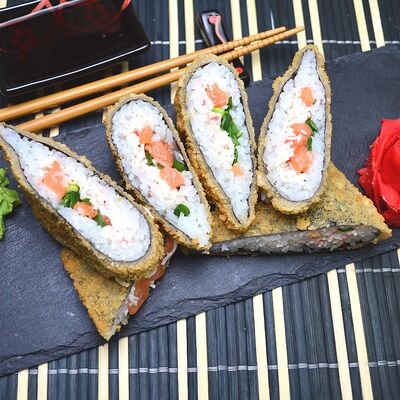 Сэндвич с крабом и лососем в 4 Лосося по цене 459