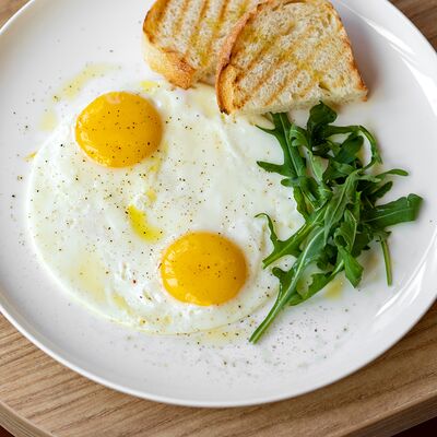 Яичница в Karma по цене 400 ₽