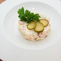 Салат Куриный с ветчиной в Цезарь