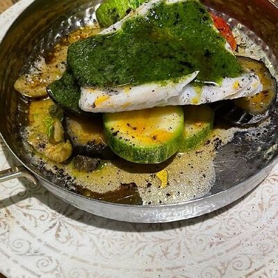 Д Судак с овощами и соусом песто в Антресоль по цене 940 ₽