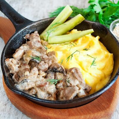 Бефстроганов в На абордаж по цене 500 ₽