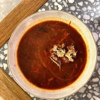 Д Борщ с черносливом в Антресоль по цене 740 ₽
