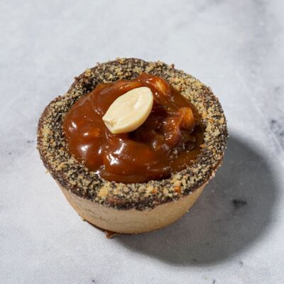 Тарталетка Сникерс в Кэрри по цене 60