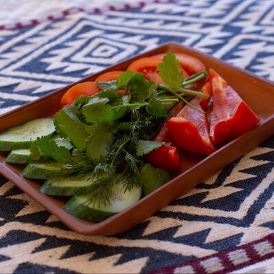 Сезонные овощи и зелень в Грузинский дом марабда по цене 445 ₽