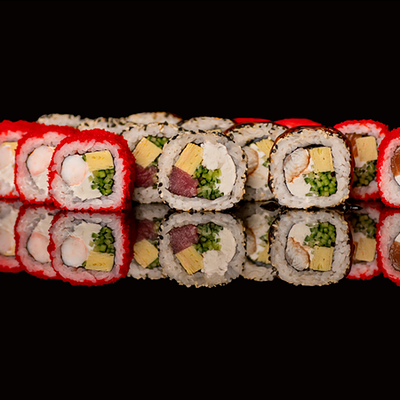 Сет роллов Калифорния в SUSHIлка по цене 3359 ₽