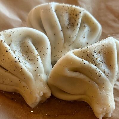 Хинкали с говядиной в Дом Хлеба кафе-пекарня по цене 100 ₽