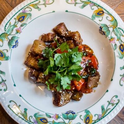 Салат теплый баклажан в азиатском стиле в Поль Бейкери по цене 615 ₽