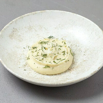 Картофельное пюре с пармезаном и укропом в Диккенс по цене 260 ₽