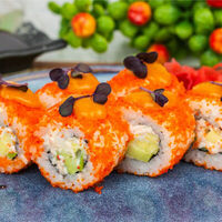 Ролл Калифорния манго в Луиджи & Тосё