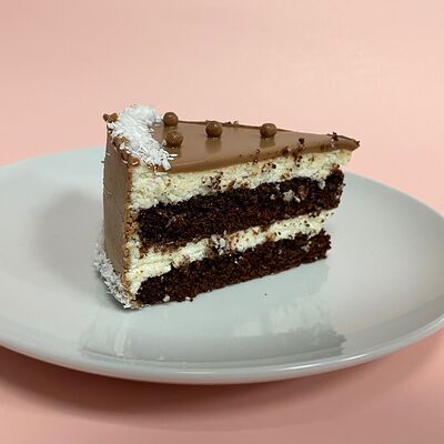 Торт «Баунти» порцияв Круассан Дорэ по цене 360 ₽