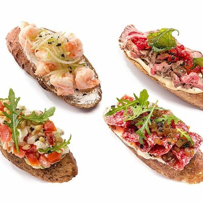 Ассорти из брускетт в Перчини на огне по цене 960