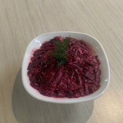 Сельдь под шубой в Столовая На Кольце по цене 200 ₽