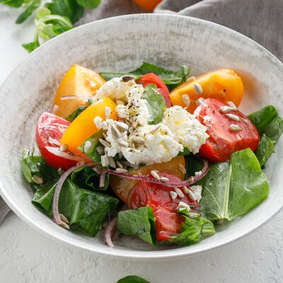 Салат из щавеля с творогом надуги в Маймун по цене 490