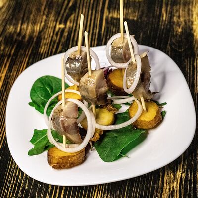 Сельдь с картофелем в Бар пейешьпой по цене 320 ₽