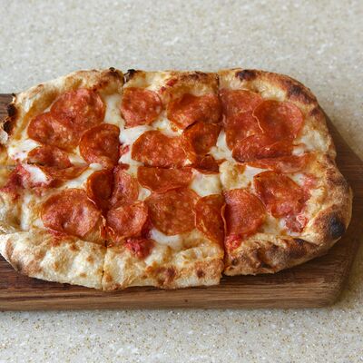 Пицца пепперони в Romanico по цене 950 ₽