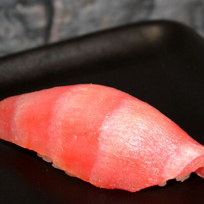 Нигири тунец в Суши Пати по цене 140 ₽