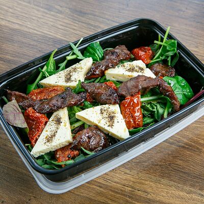 Салат теплый с говядиной в Чача по цене 640 ₽