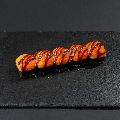 Ролл Румяный запеченный в Sushigo по цене 359 ₽